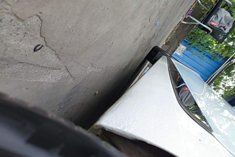 Used Chevrolet Malibu 2014 2.0L Automatic Luxury Edition Left Side Sill