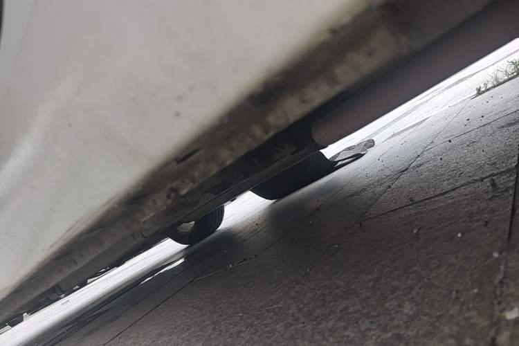 Used Chevrolet Malibu 2014 2.0L Automatic Luxury Edition Left Side Sill