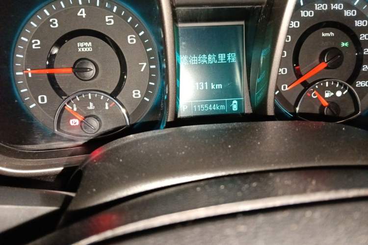 Used Chevrolet Malibu 2014 2.0L Automatic Luxury Edition Odometer Close Up