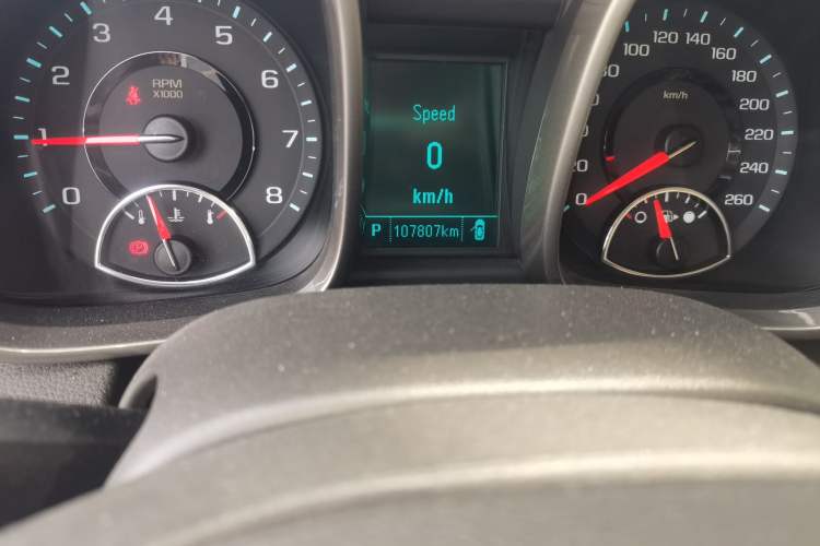 Used Chevrolet Malibu 2014 2.0L Automatic Comfort Edition Odometer Close Up