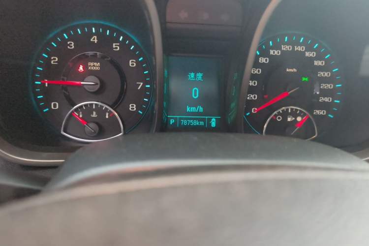 Used Chevrolet Malibu 2014 2.0L Automatic Luxury Edition Odometer Close Up