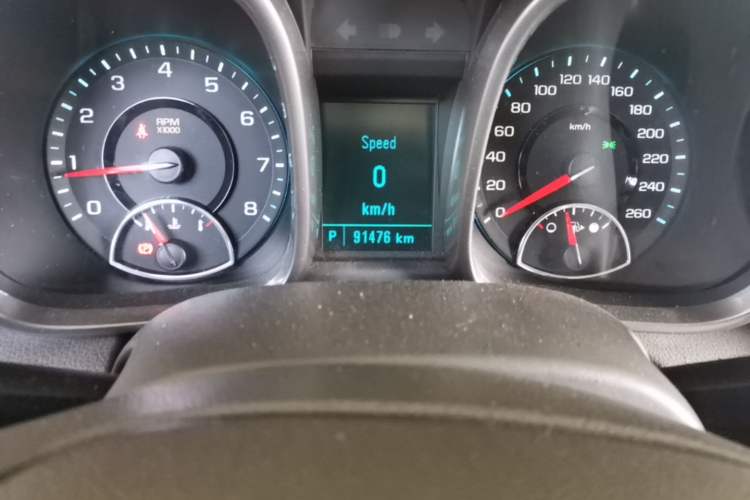 Used Chevrolet Malibu 2014 2.0L Automatic Comfort Edition Odometer Close Up