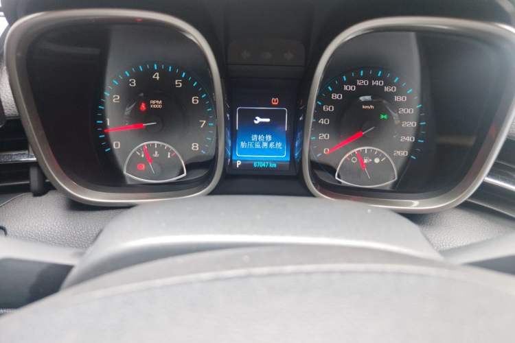 Used Chevrolet Malibu 2014 2.4L Automatic Flagship Edition Odometer Close Up