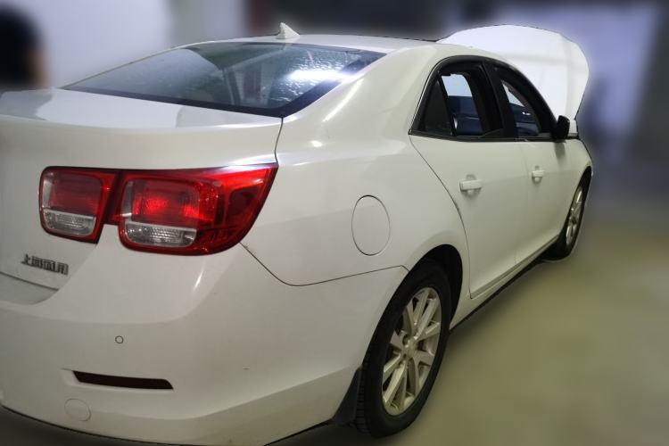 Used Chevrolet Malibu 2014 2.0L Automatic Luxury Edition Rear Right 45 Deg