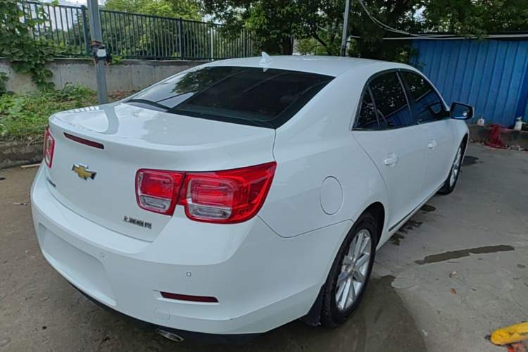 Used Chevrolet Malibu 2014 2.0L Automatic Luxury Edition Rear Right 45 Deg