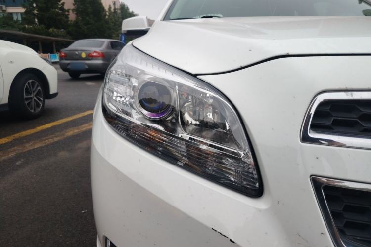 Used Chevrolet Malibu 2014 2.0L Automatic Comfort Edition Right Front Headlight