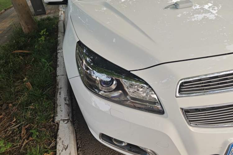 Used Chevrolet Malibu 2014 2.4L Automatic Luxury Edition Right Front Headlight