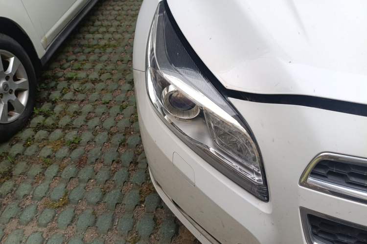 Used Chevrolet Malibu 2014 2.0L Automatic Luxury Edition Right Front Headlight
