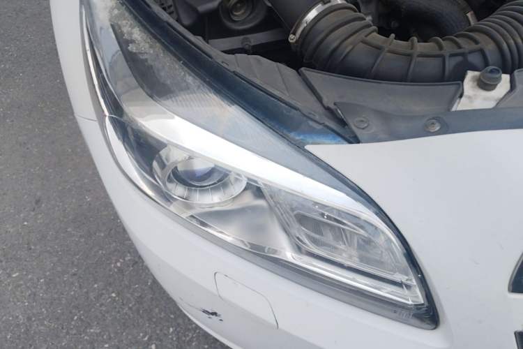 Used Chevrolet Malibu 2014 2.0L Automatic Luxury Edition Right Front Headlight