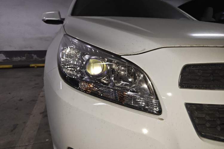 Used Chevrolet Malibu 2014 1.6T Automatic Comfort Edition Right Front Headlight
