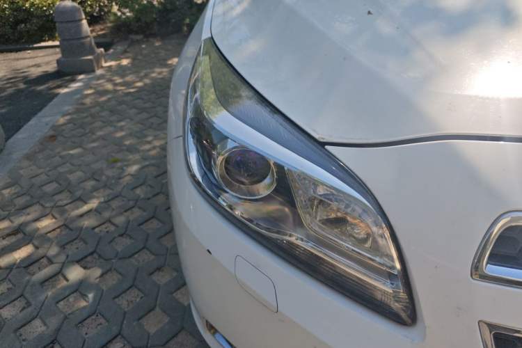 Used Chevrolet Malibu 2014 2.0L Automatic Luxury Edition Right Front Headlight