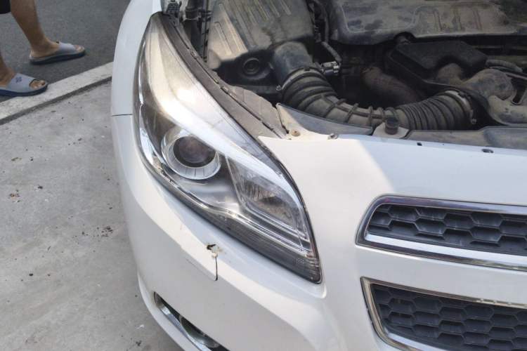 Used Chevrolet Malibu 2014 2.0L Automatic Luxury Edition Right Front Headlight