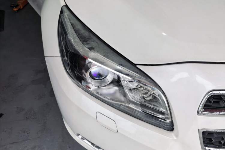 Used Chevrolet Malibu 2014 2.0L Automatic Luxury Edition Right Front Headlight
