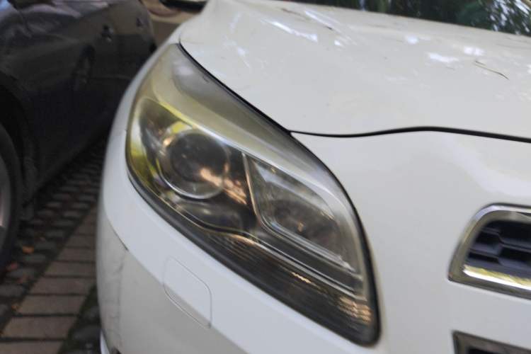 Used Chevrolet Malibu 2014 2.0L Automatic Luxury Edition Right Front Headlight