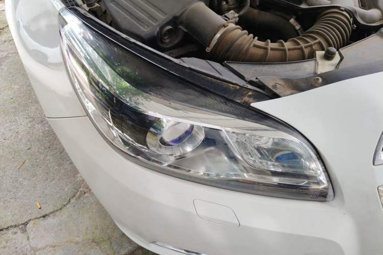 Used Chevrolet Malibu 2014 2.0L Automatic Luxury Edition Right Front Headlight