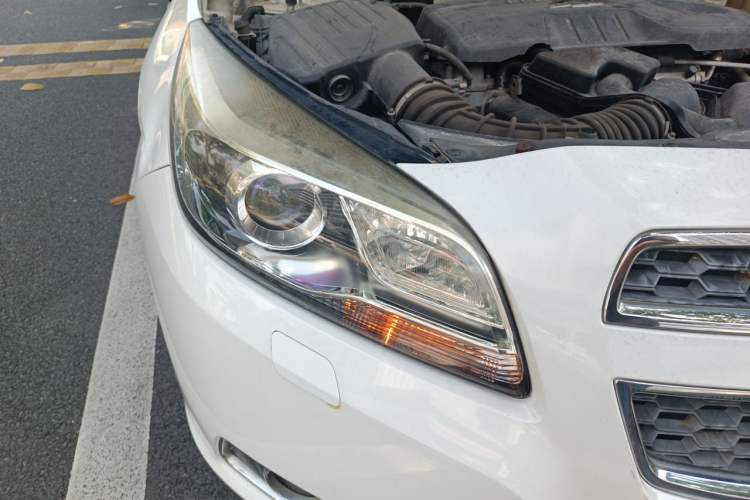 Used Chevrolet Malibu 2014 2.0L Automatic Luxury Edition Right Front Headlight