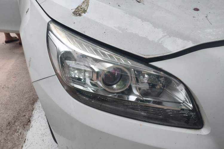 Used Chevrolet Malibu 2014 2.0L Automatic Comfort Edition Right Front Headlight