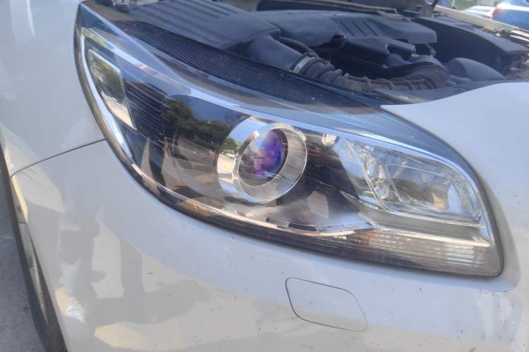 Used Chevrolet Malibu 2014 2.0L Automatic Luxury Edition Right Front Headlight