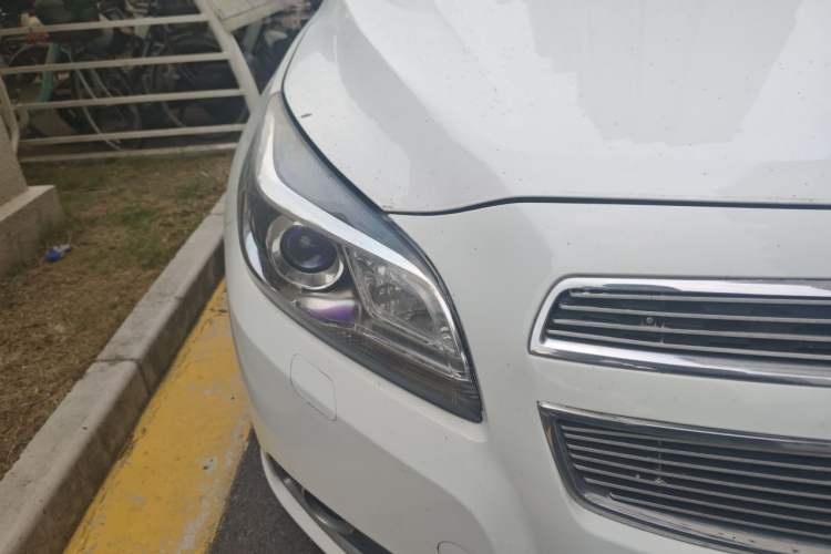 Used Chevrolet Malibu 2014 2.0L Automatic Luxury Edition Right Front Headlight