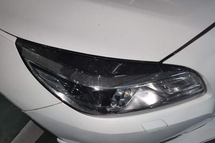 Used Chevrolet Malibu 2014 2.0L Automatic Luxury Edition Right Front Headlight
