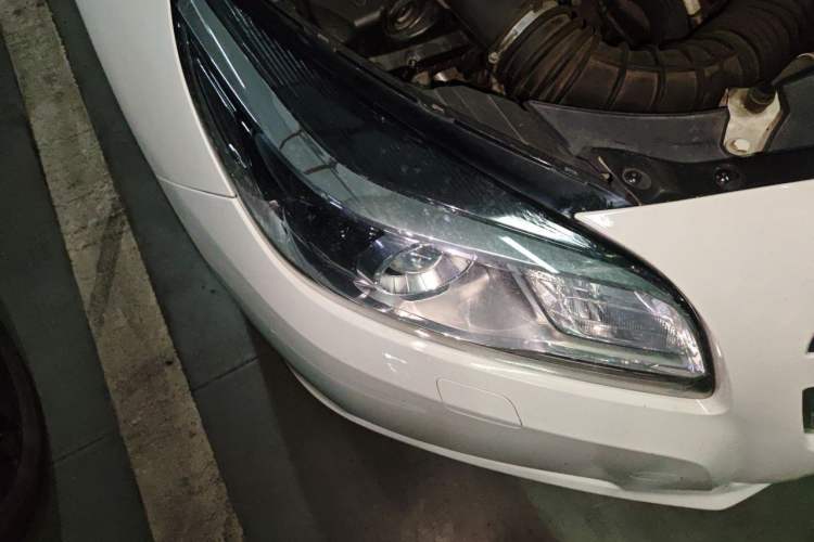 Used Chevrolet Malibu 2014 2.0L Automatic Luxury Edition Right Front Headlight