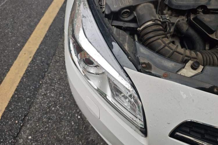 Used Chevrolet Malibu 2014 2.0L Automatic Luxury Edition Right Front Headlight