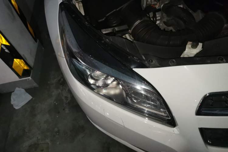 Used Chevrolet Malibu 2014 2.4L Automatic Luxury Edition Right Front Headlight