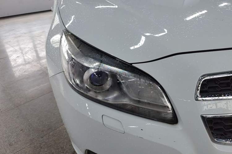 Used Chevrolet Malibu 2014 2.0L Automatic Luxury Edition Right Front Headlight