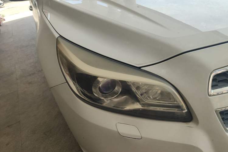 Used Chevrolet Malibu 2014 2.0L Automatic Luxury Edition Right Front Headlight