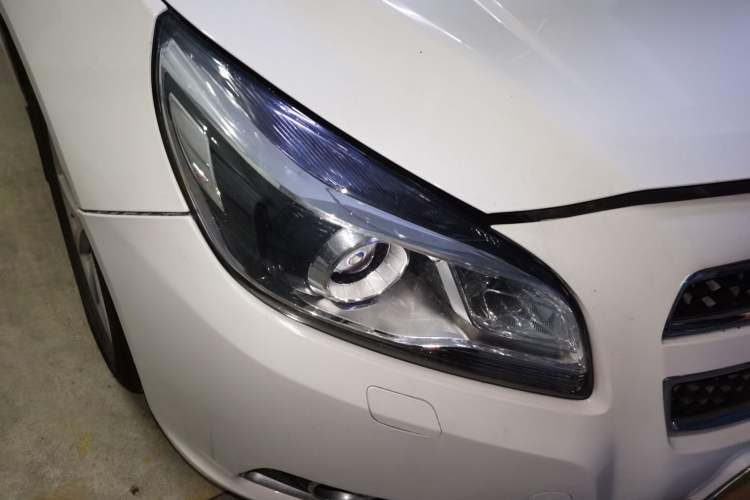 Used Chevrolet Malibu 2014 2.0L Automatic Luxury Edition Right Front Headlight