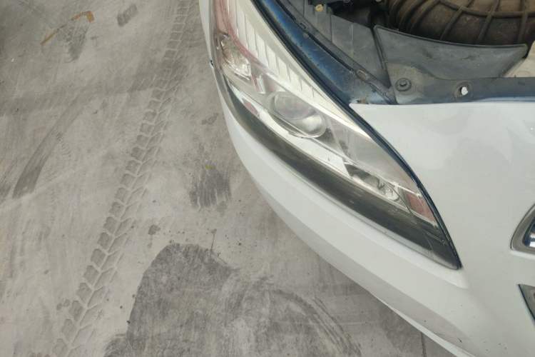 Used Chevrolet Malibu 2014 2.0L Automatic Comfort Edition Right Front Headlight