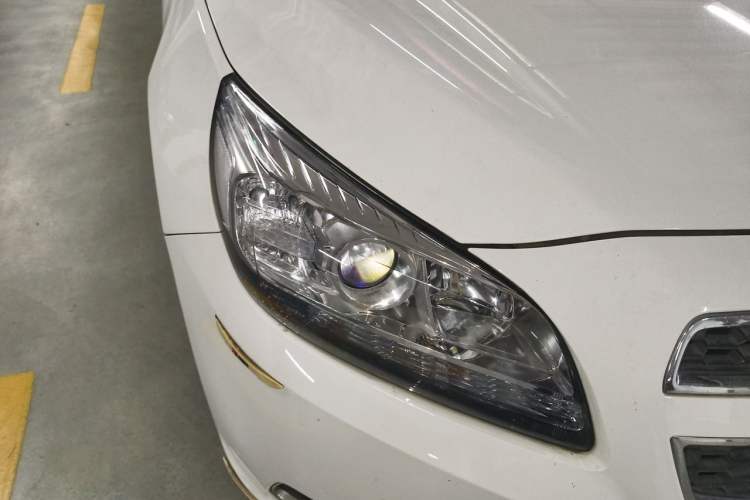 Used Chevrolet Malibu 2014 1.6T Automatic Comfort Edition Right Front Headlight
