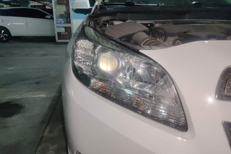 Used Chevrolet Malibu 2014 2.0L Automatic Comfort Edition Right Front Headlight