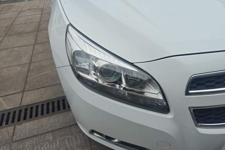 Used Chevrolet Malibu 2014 2.0L Automatic Comfort Edition Right Front Headlight