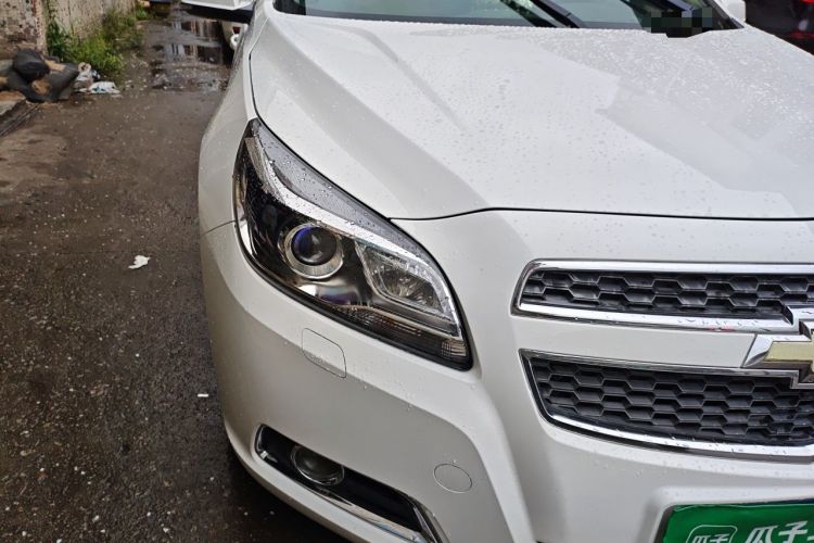 Used Chevrolet Malibu 2014 2.0L Automatic Luxury Edition Right Front Headlight