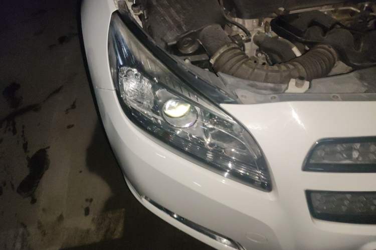 Used Chevrolet Malibu 2014 2.0L Automatic Comfort Edition Right Front Headlight