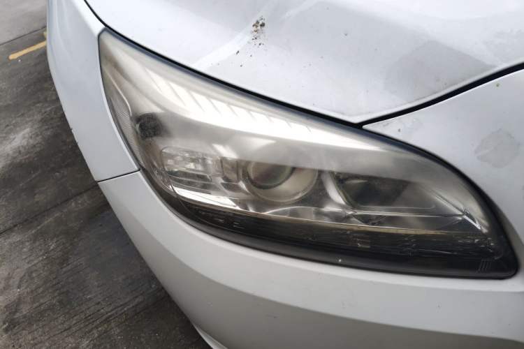 Used Chevrolet Malibu 2014 1.6T Automatic Comfort Edition Right Front Headlight