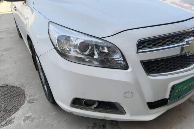 Used Chevrolet Malibu 2014 1.6T Automatic Comfort Edition Right Front Headlight