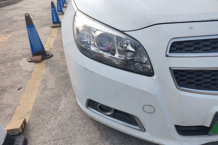 Used Chevrolet Malibu 2014 2.0L Automatic Comfort Edition Right Front Headlight
