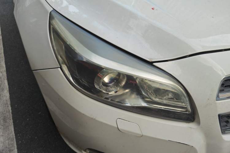 Used Chevrolet Malibu 2014 2.0L Automatic Luxury Edition Right Front Headlight