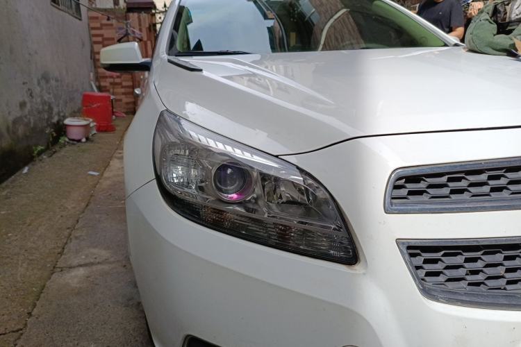 Used Chevrolet Malibu 2014 2.0L Automatic Comfort Edition Right Front Headlight