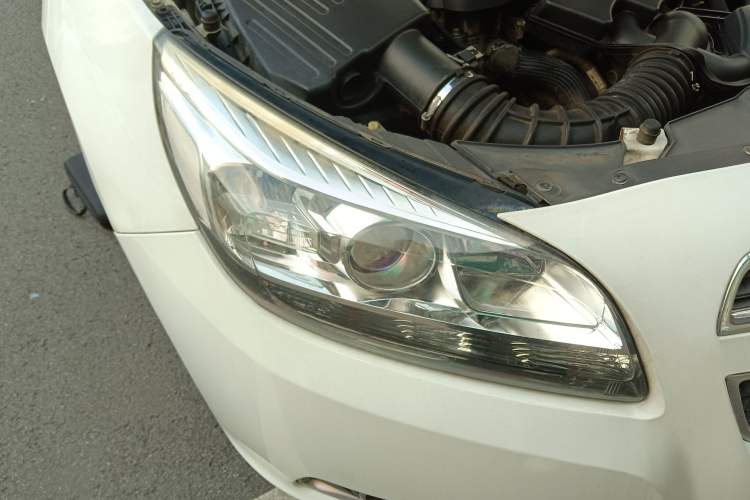 Used Chevrolet Malibu 2014 2.0L Automatic Comfort Edition Right Front Headlight