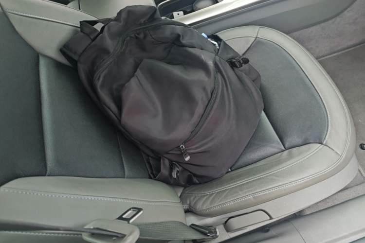 Used Chevrolet Malibu 2014 2.0L Automatic Luxury Edition Right Front Seat