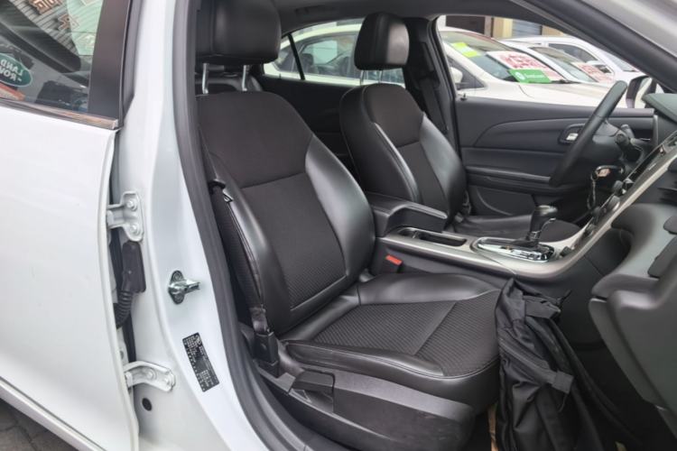 Used Chevrolet Malibu 2014 1.6T Automatic Comfort Edition Right Front Seat