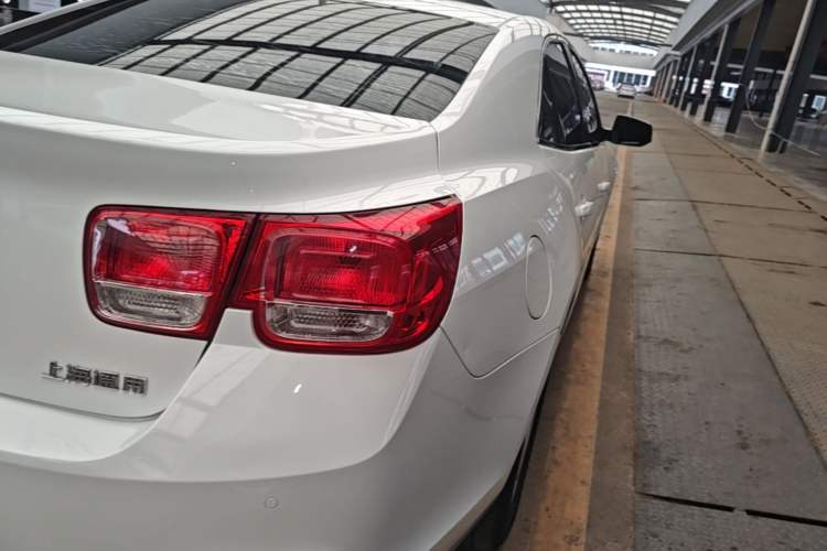 Used Chevrolet Malibu 2014 1.6T Automatic Comfort Edition Right Rear Taillight