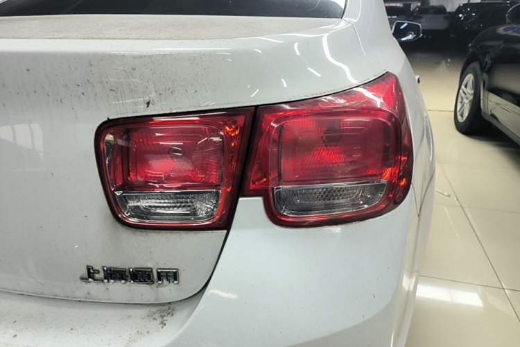 Used Chevrolet Malibu 2014 2.4L Automatic Flagship Edition Right Rear Taillight