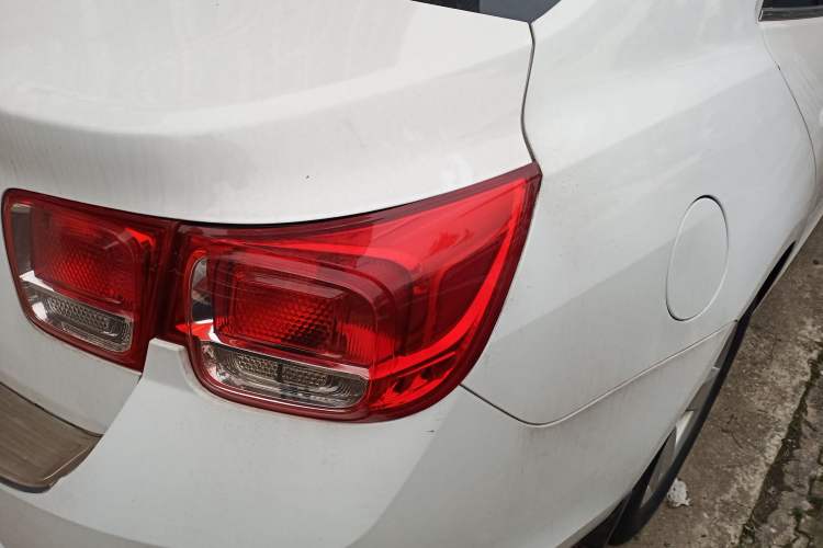 Used Chevrolet Malibu 2014 2.0L Automatic Comfort Edition Right Rear Taillight