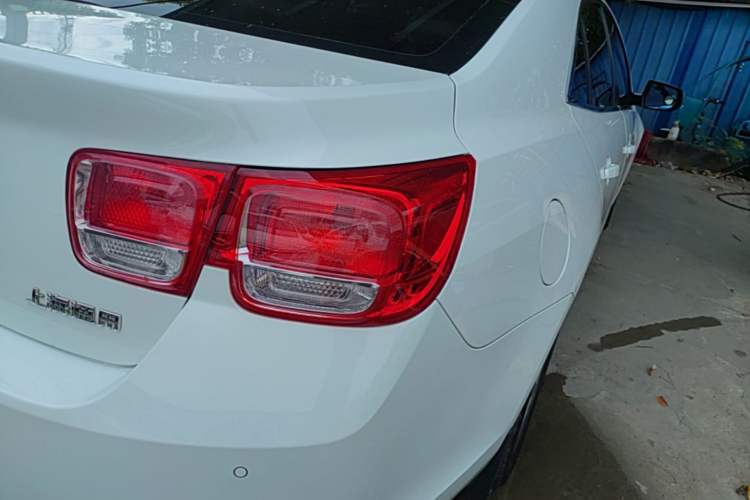 Used Chevrolet Malibu 2014 2.0L Automatic Luxury Edition Right Rear Taillight