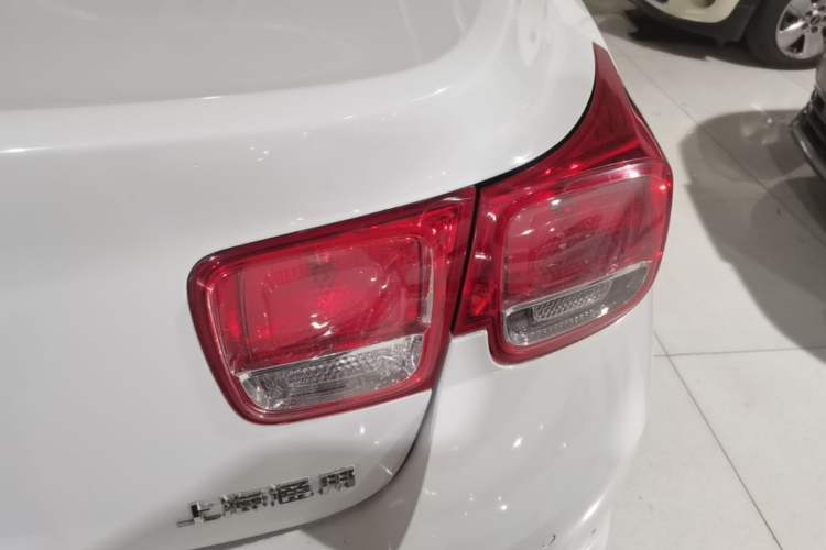 Used Chevrolet Malibu 2014 2.0L Automatic Luxury Edition Right Rear Taillight