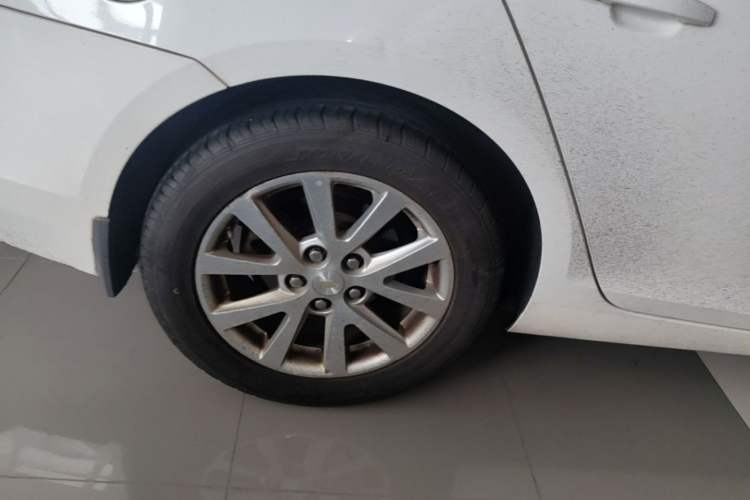 Used Chevrolet Malibu 2014 2.0L Automatic Luxury Edition Right Rear Wheel Hub